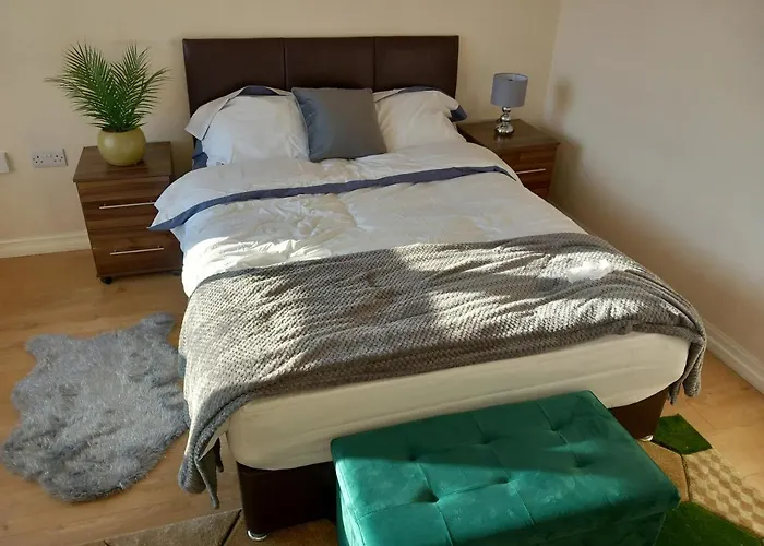 Lovely Shared 3 Bed Home Near The Thames